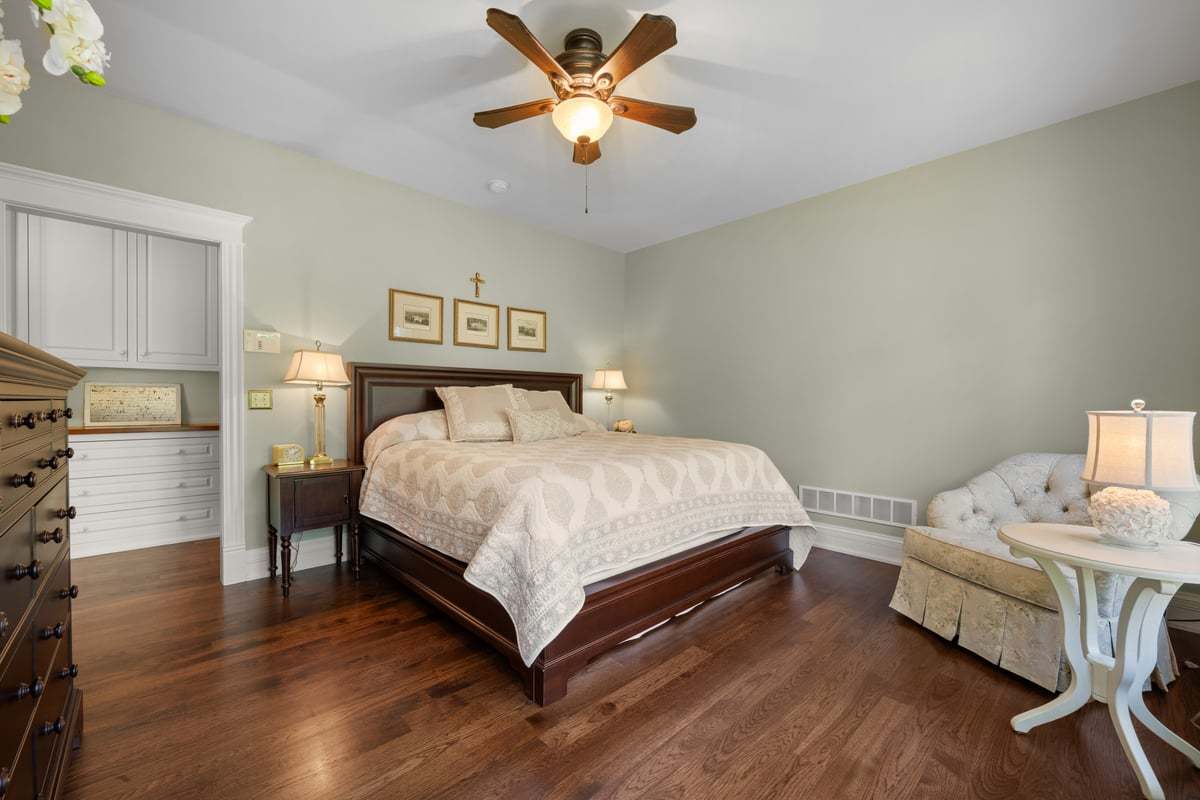 7s561 Green Acres Drive