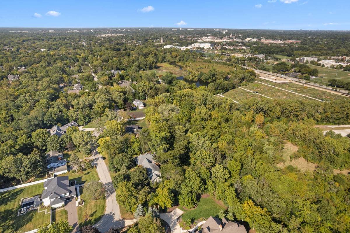 7s561 Green Acres Drive