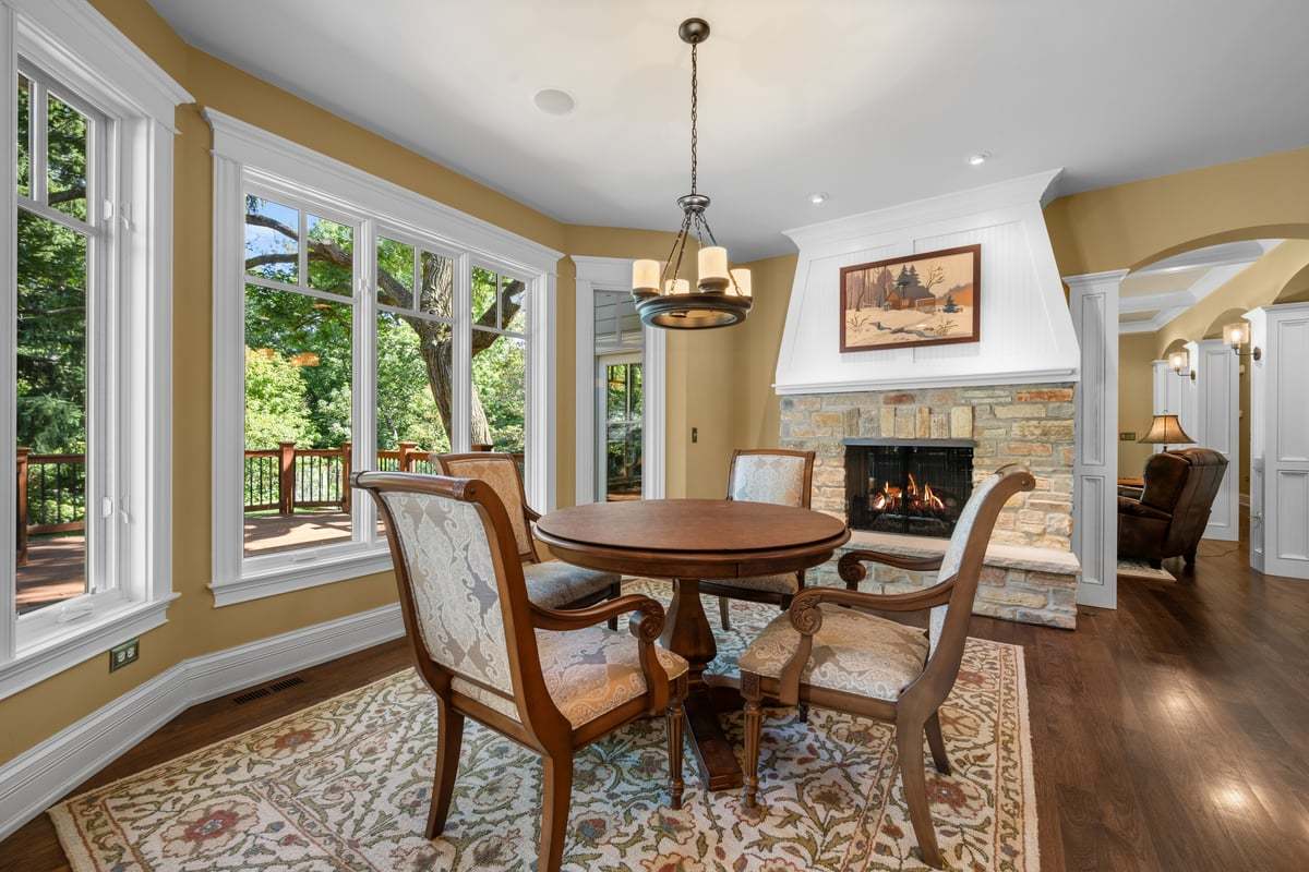 7s561 Green Acres Drive