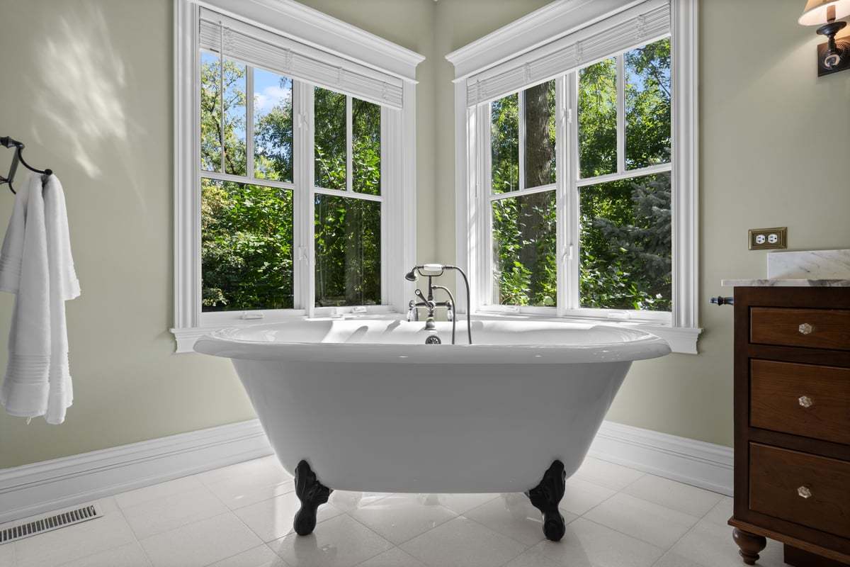 7s561 Green Acres Drive