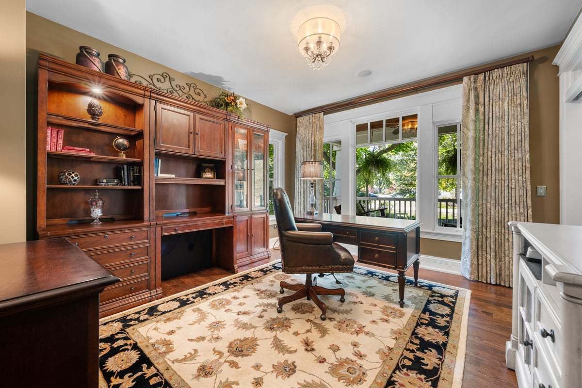 7s561 Green Acres Drive