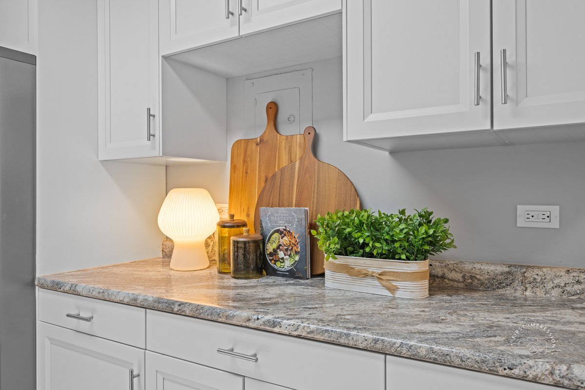 2924 Roberts Drive Unit: 8