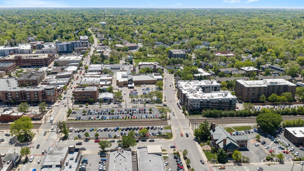1127 Gilbert Avenue Unit: 1127