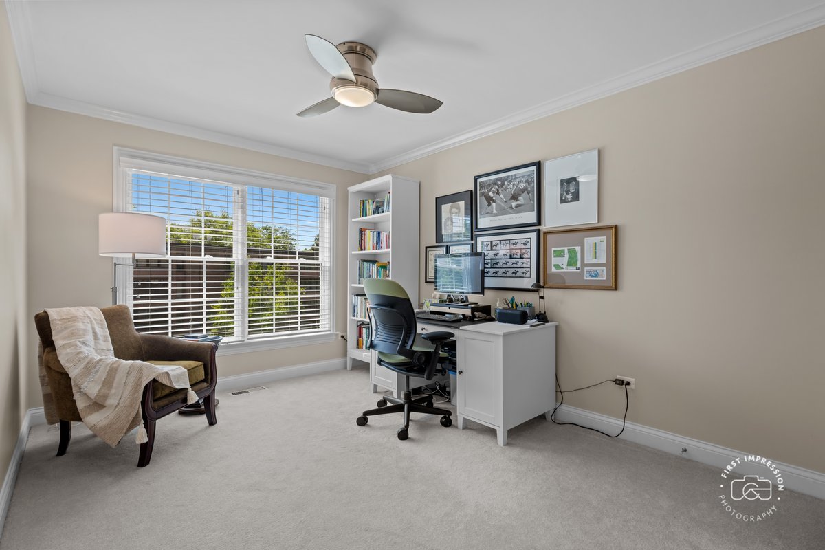 1127 Gilbert Avenue Unit: 1127