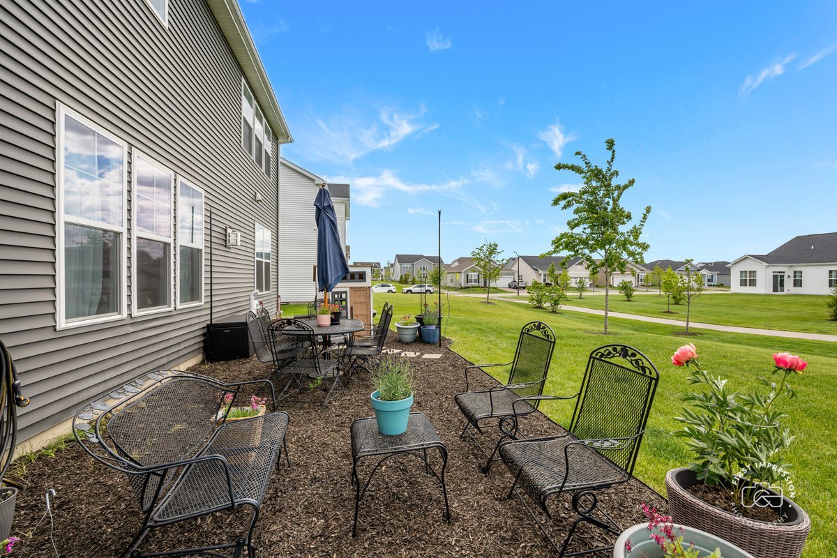 115 Piper Glen Avenue