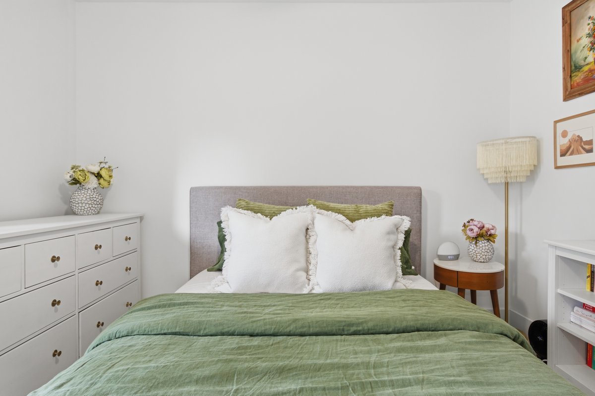 1333 N Bosworth Avenue Unit: 2