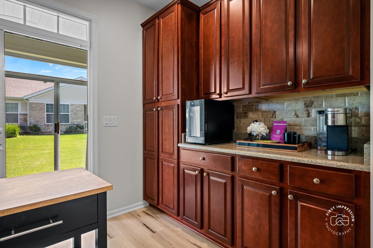 4037 Candlewood Lane Unit: 4037