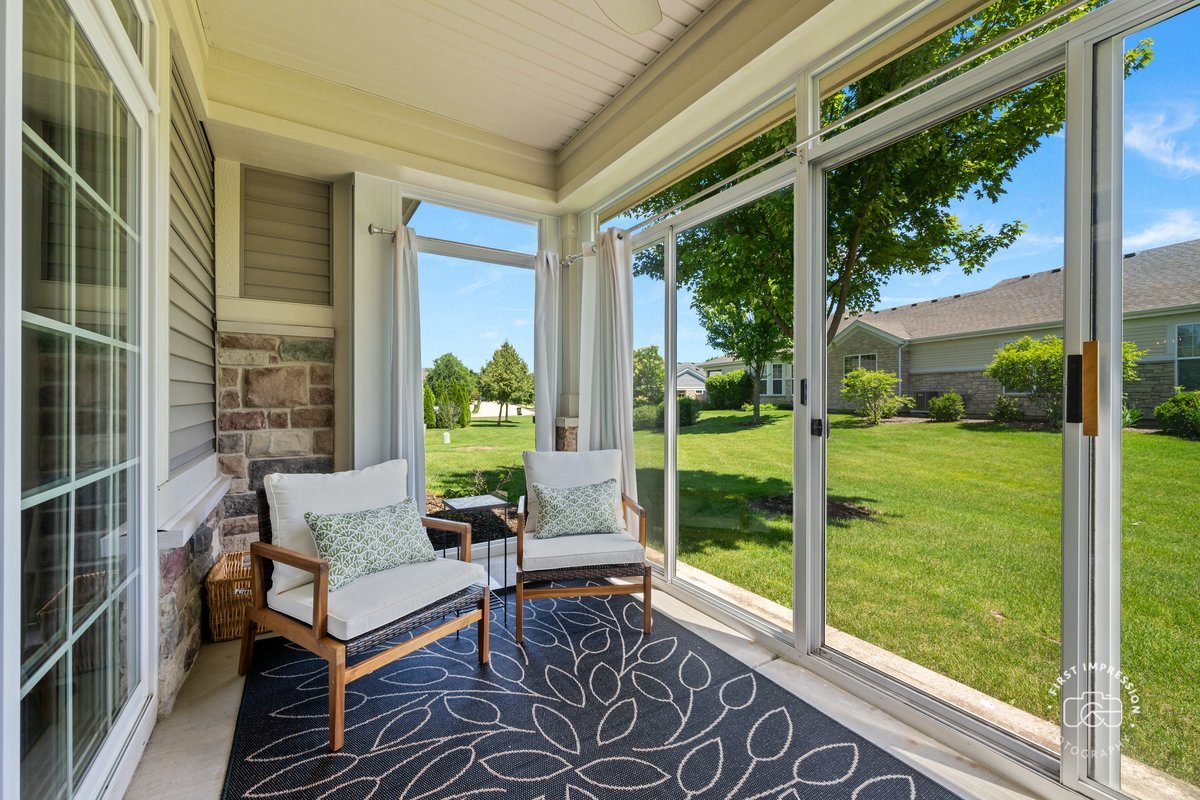 4037 Candlewood Lane Unit: 4037