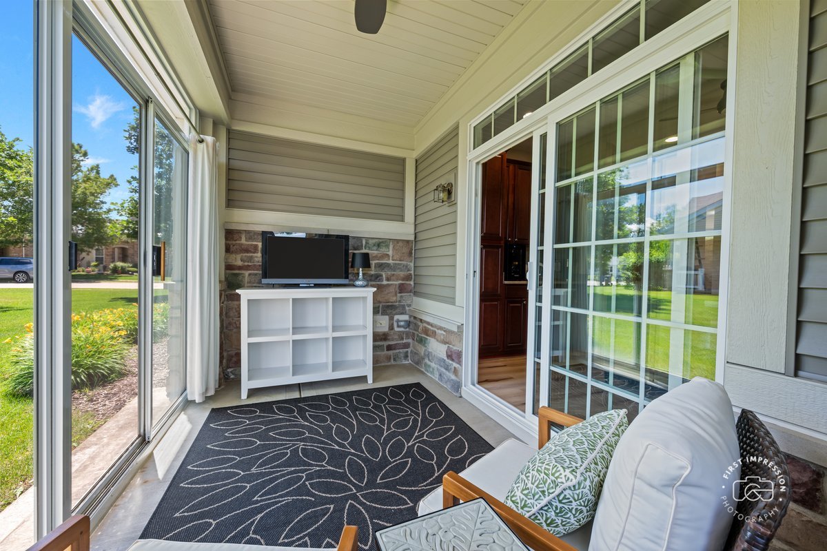 4037 Candlewood Lane Unit: 4037
