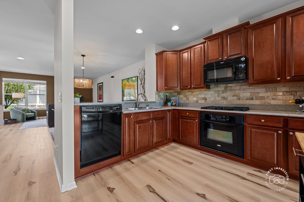 4037 Candlewood Lane Unit: 4037
