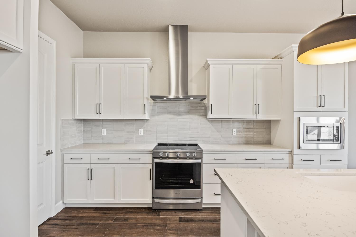 20164 Hazelwood Lane