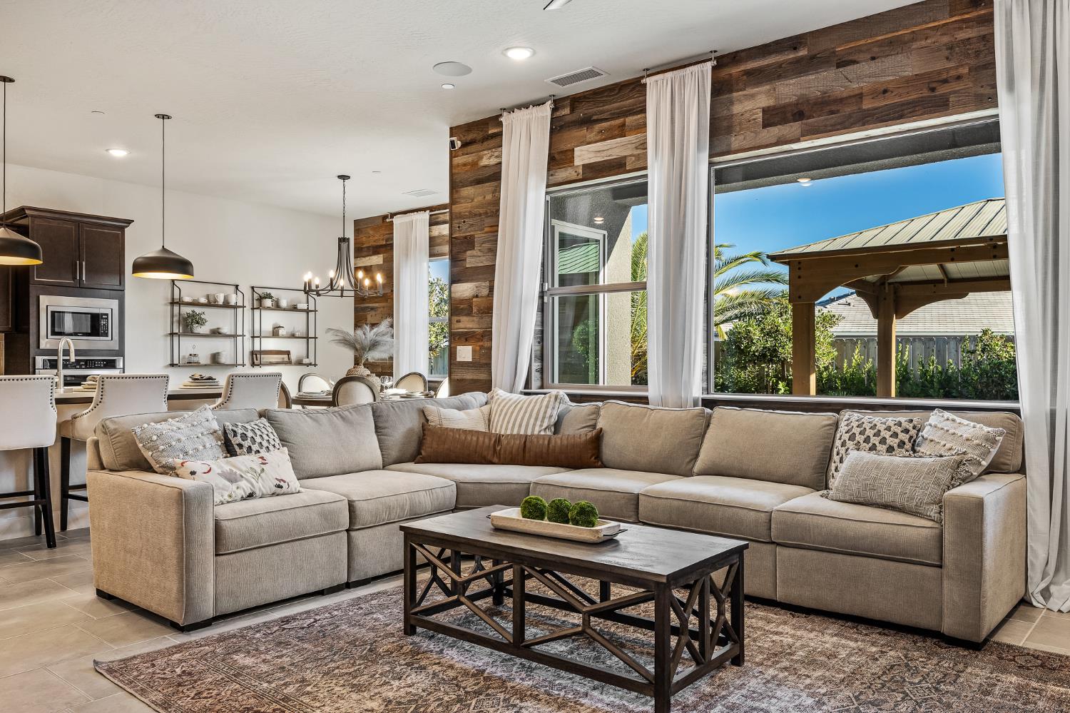 1136 Sophie Drive West