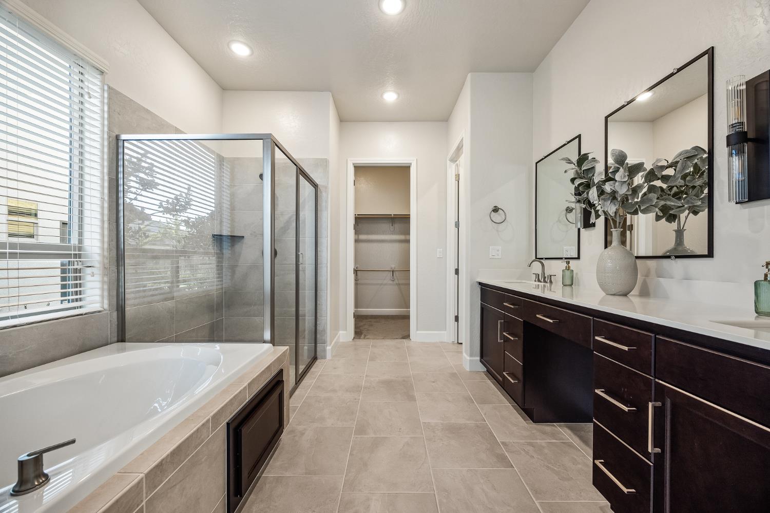 1136 Sophie Drive West