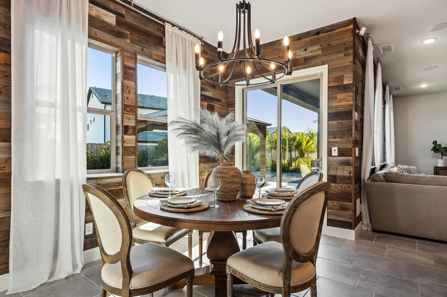 1136 Sophie Drive West