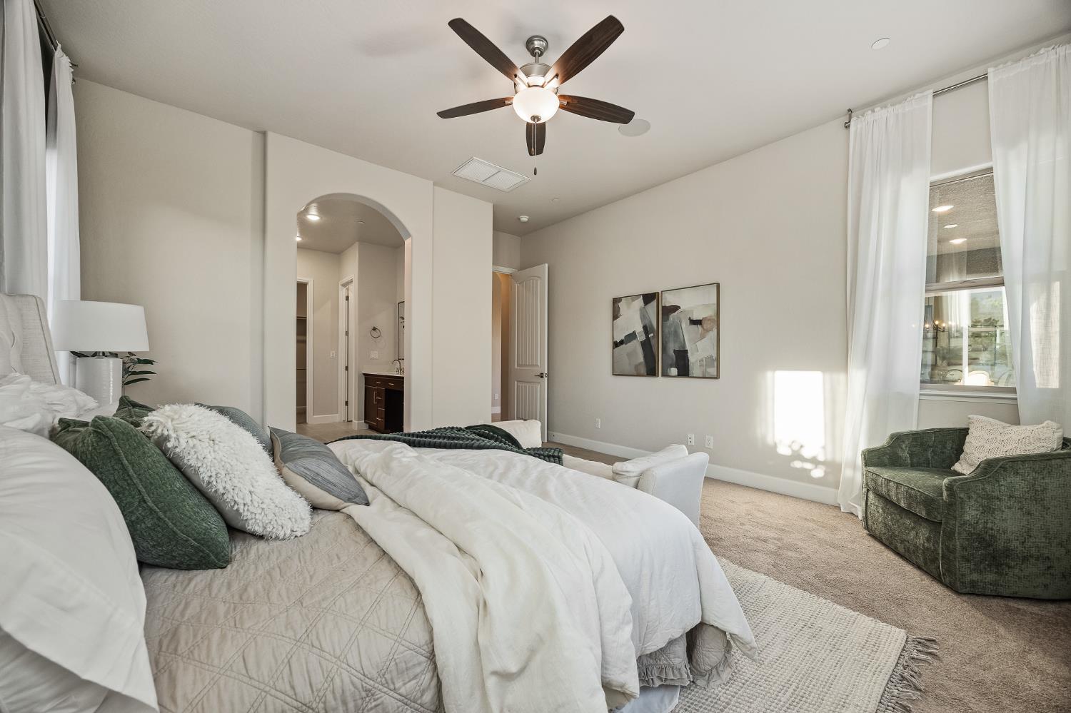 1136 Sophie Drive West