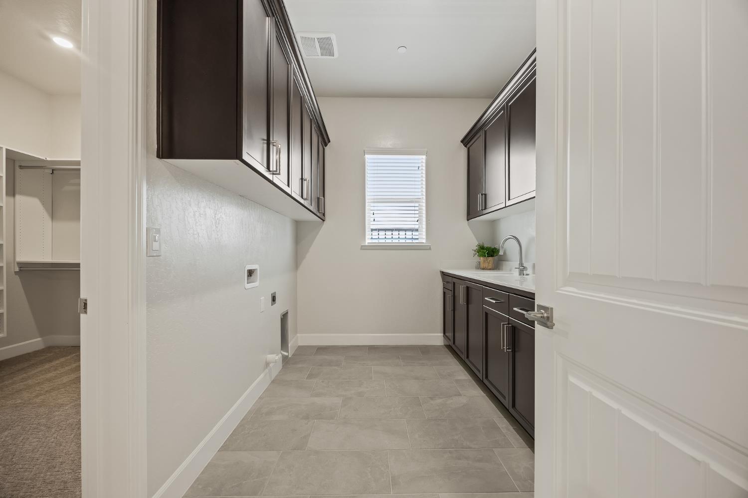 11214 N Via Ravenna Drive