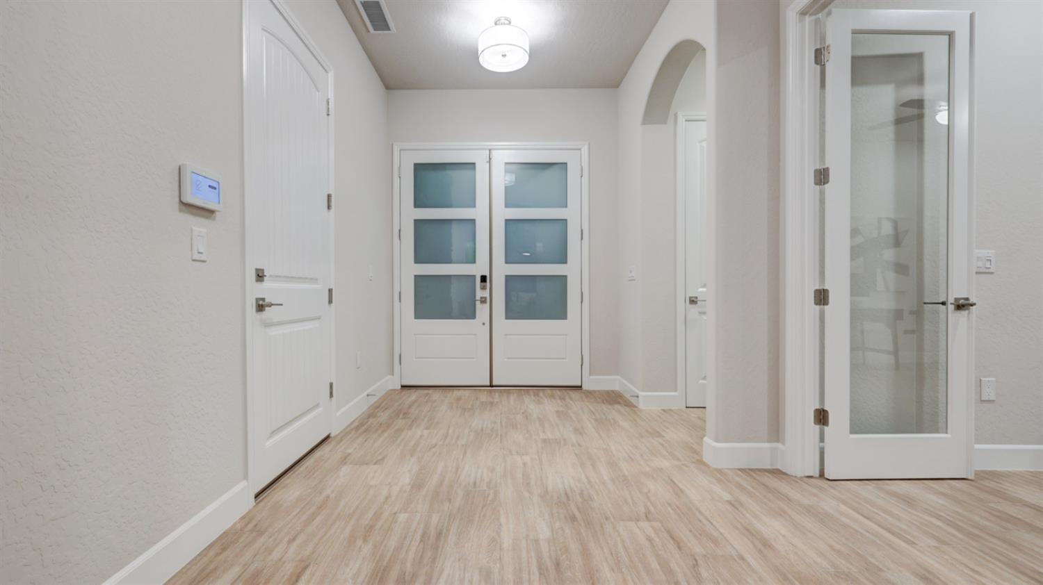 1699 N Blackwood Avenue