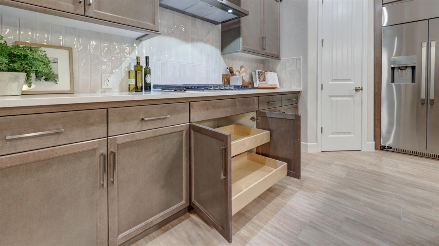 1699 N Blackwood Avenue