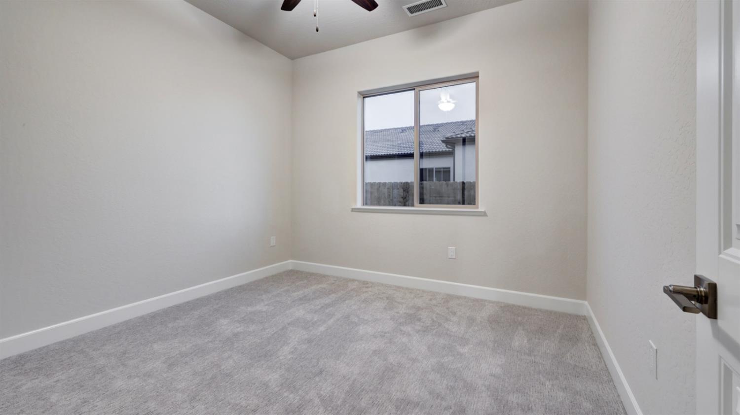 1699 N Blackwood Avenue