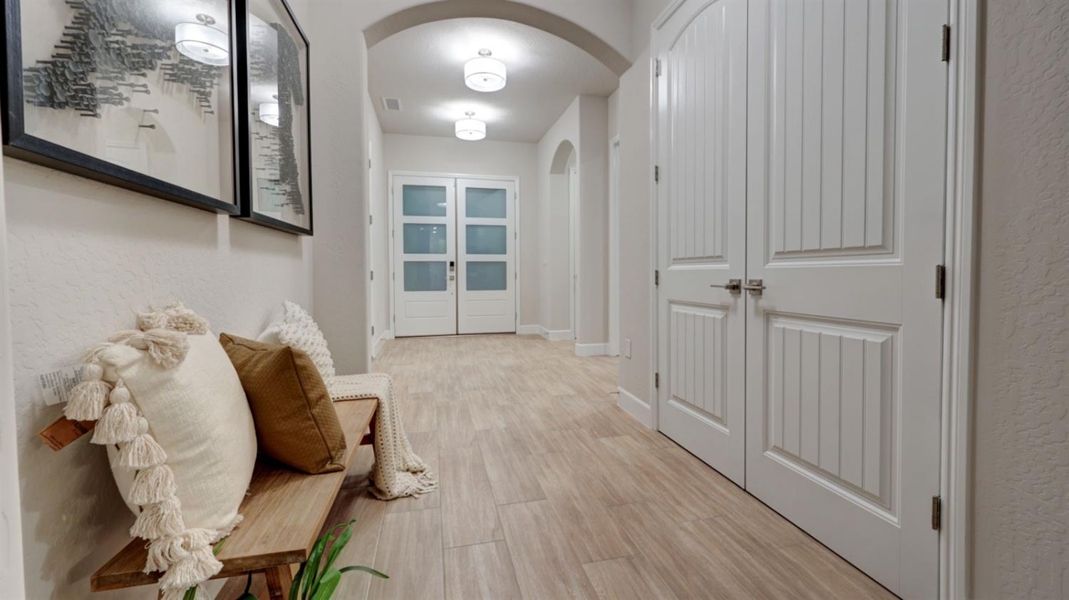 1699 N Blackwood Avenue