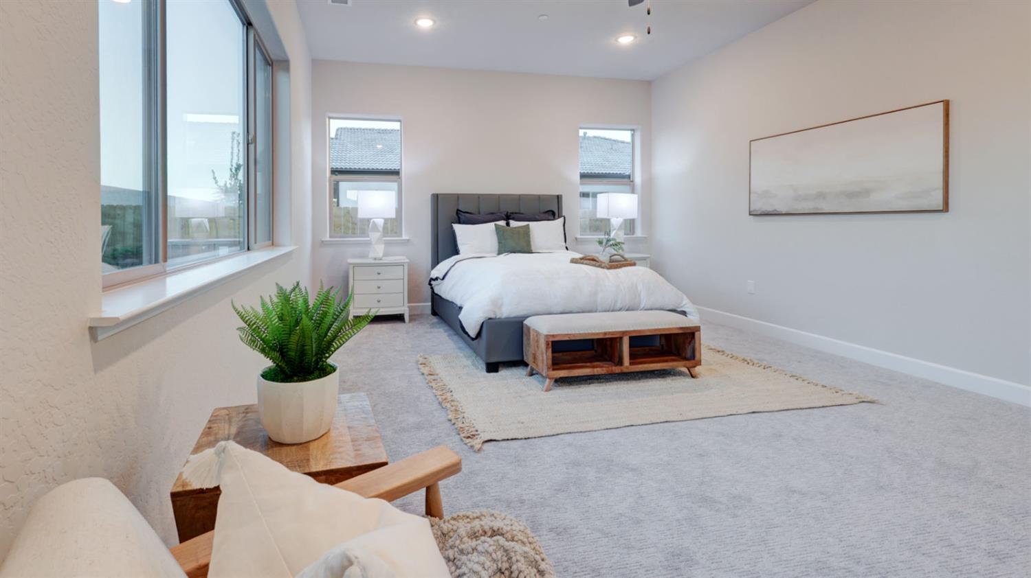 1699 N Blackwood Avenue