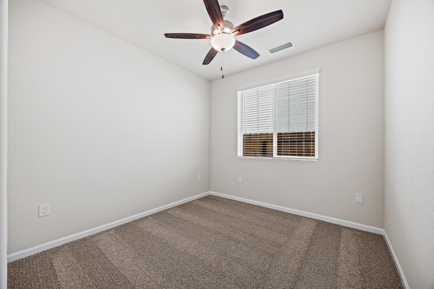 7138 W Ashcroft Avenue