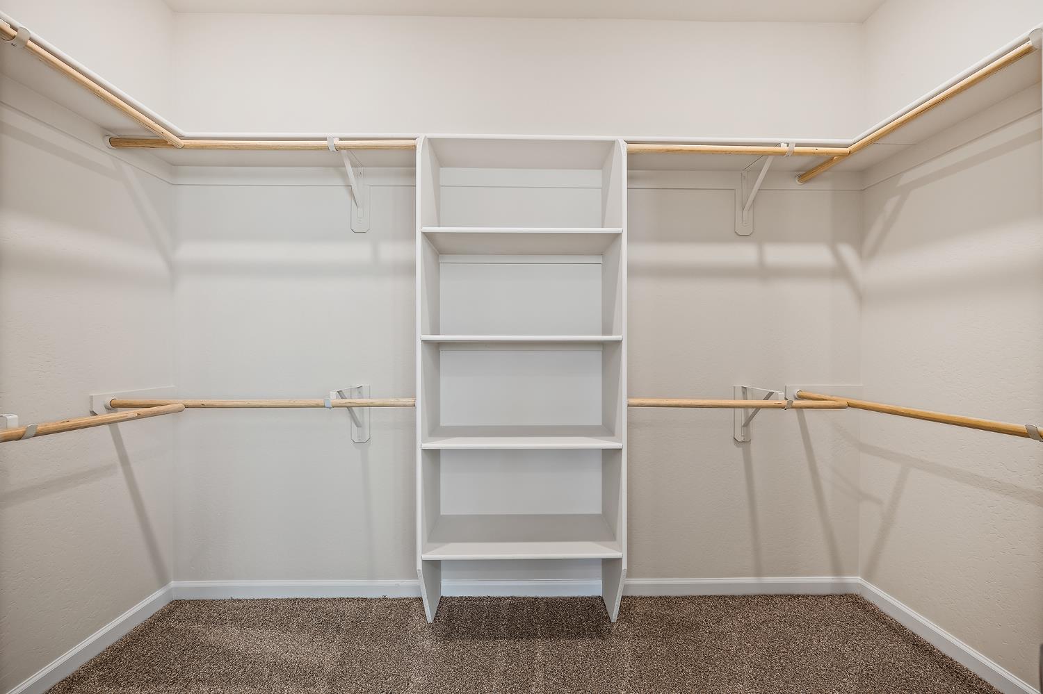 7138 W Ashcroft Avenue