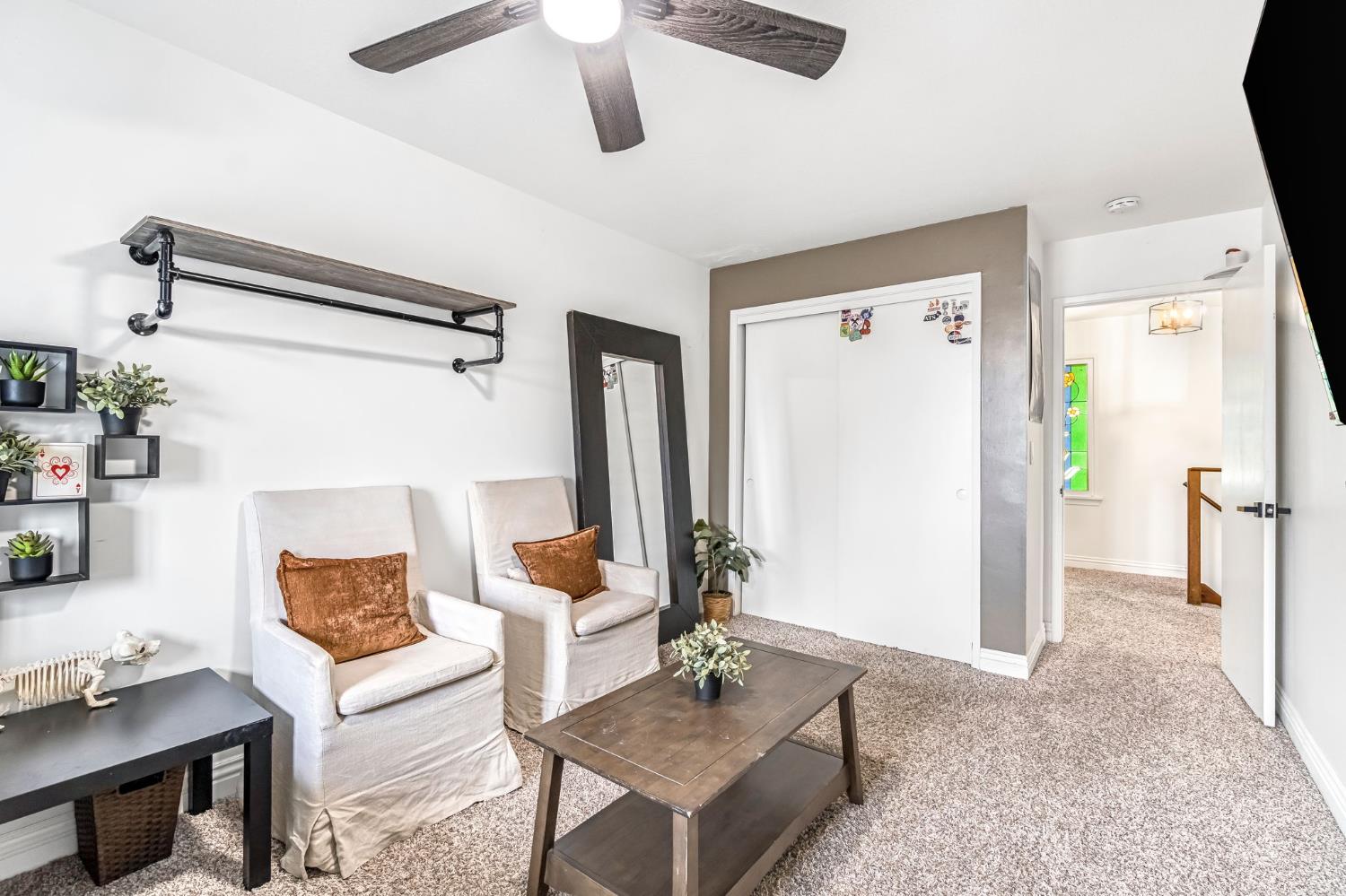 1103 S Linda Vista Street