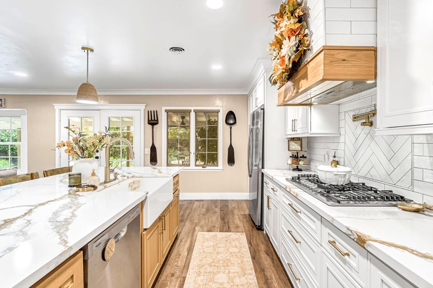 1103 S Linda Vista Street