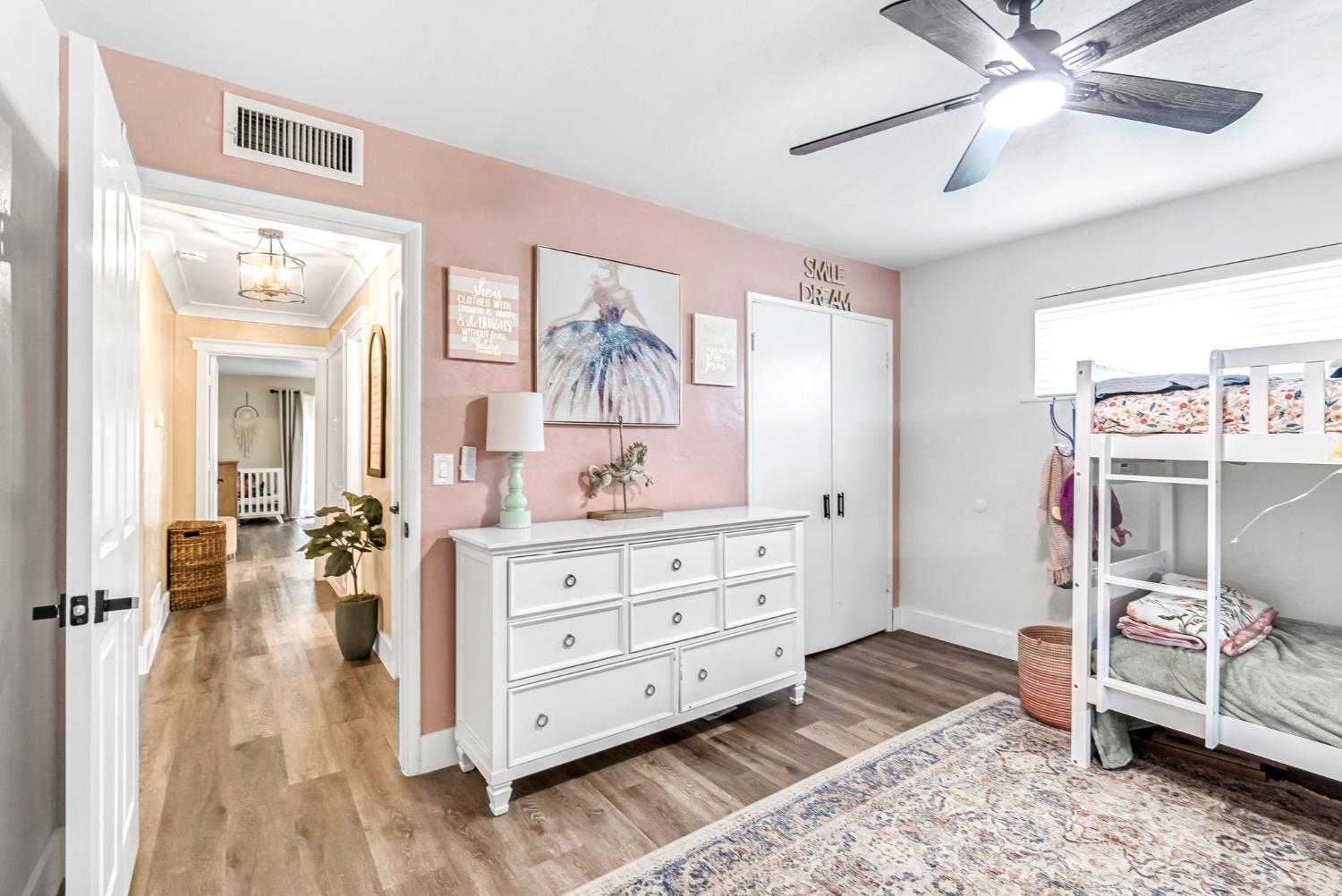 1103 S Linda Vista Street