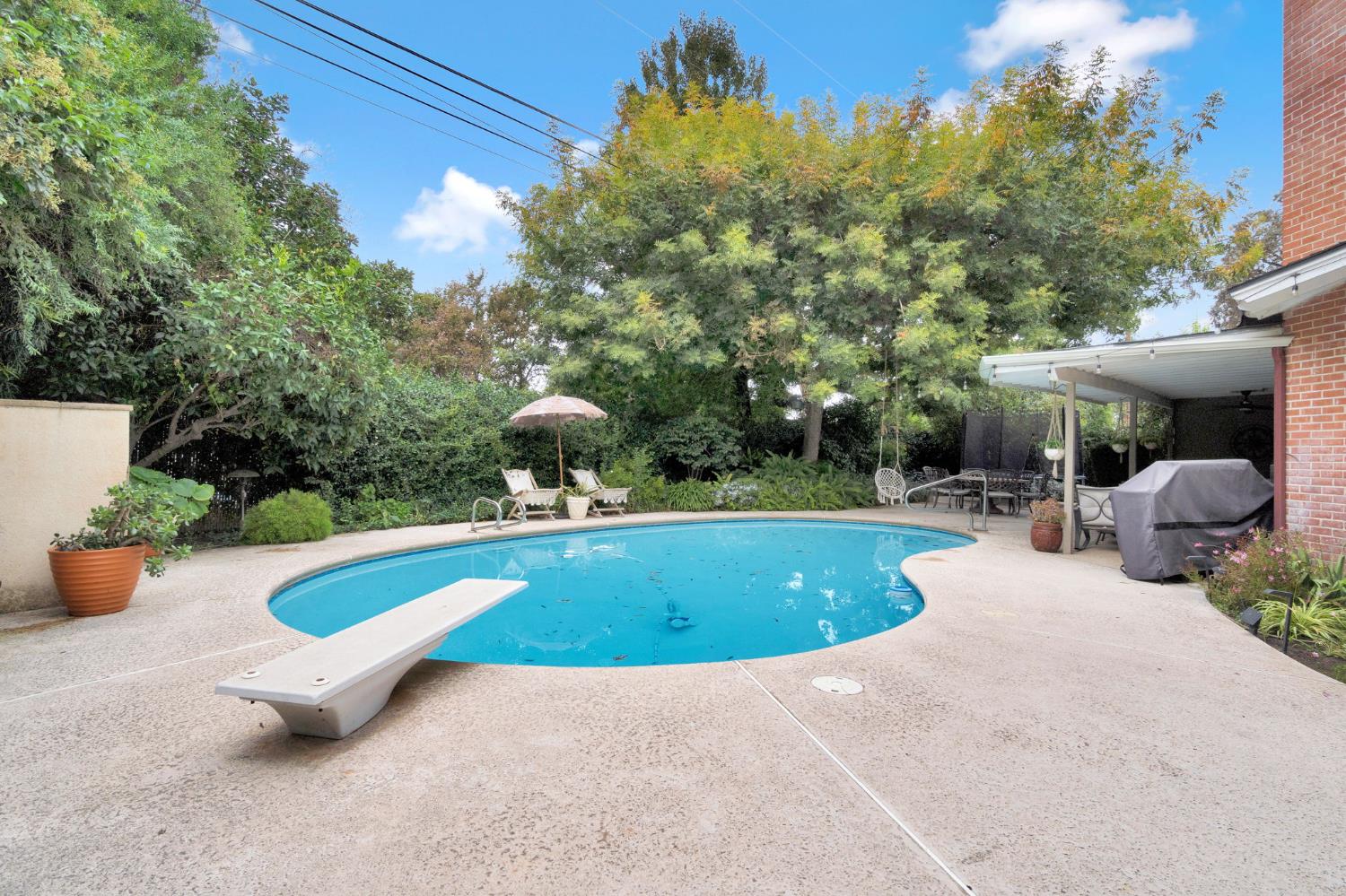 1103 S Linda Vista Street