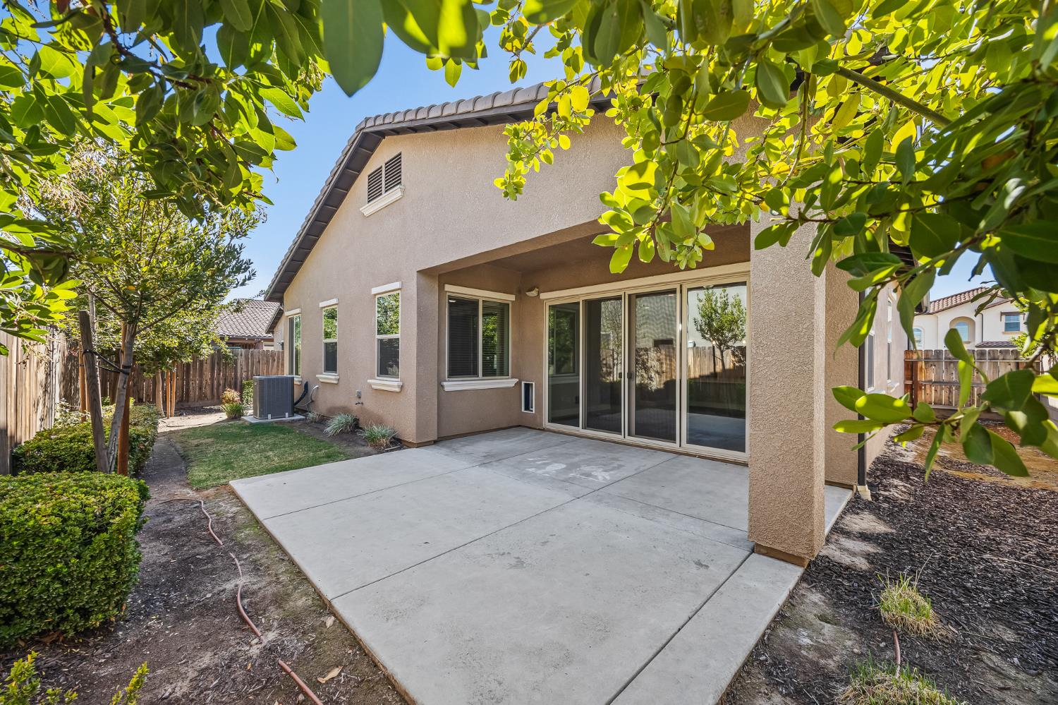 1836 E Bella Rosa Avenue