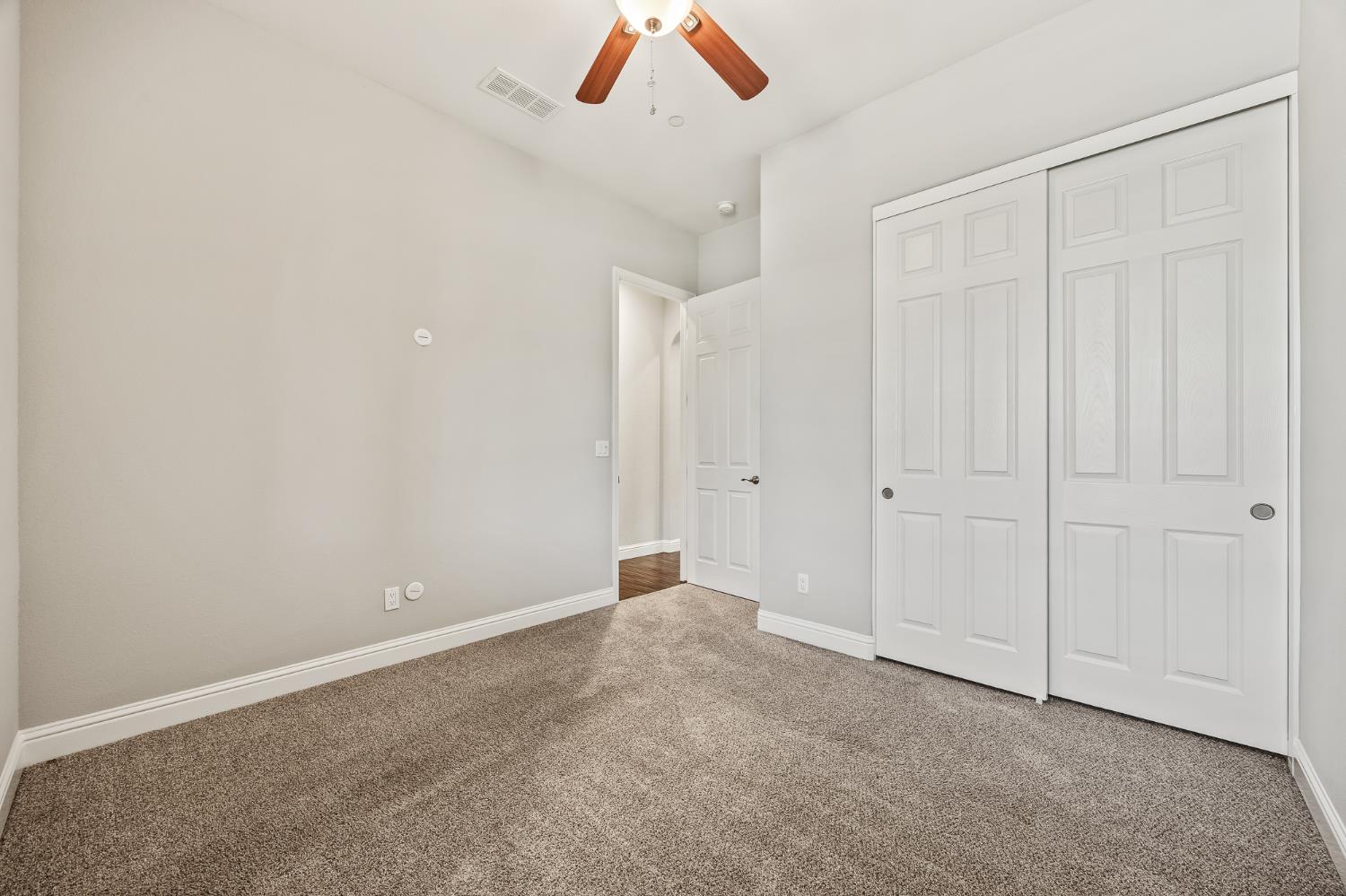 1836 E Bella Rosa Avenue