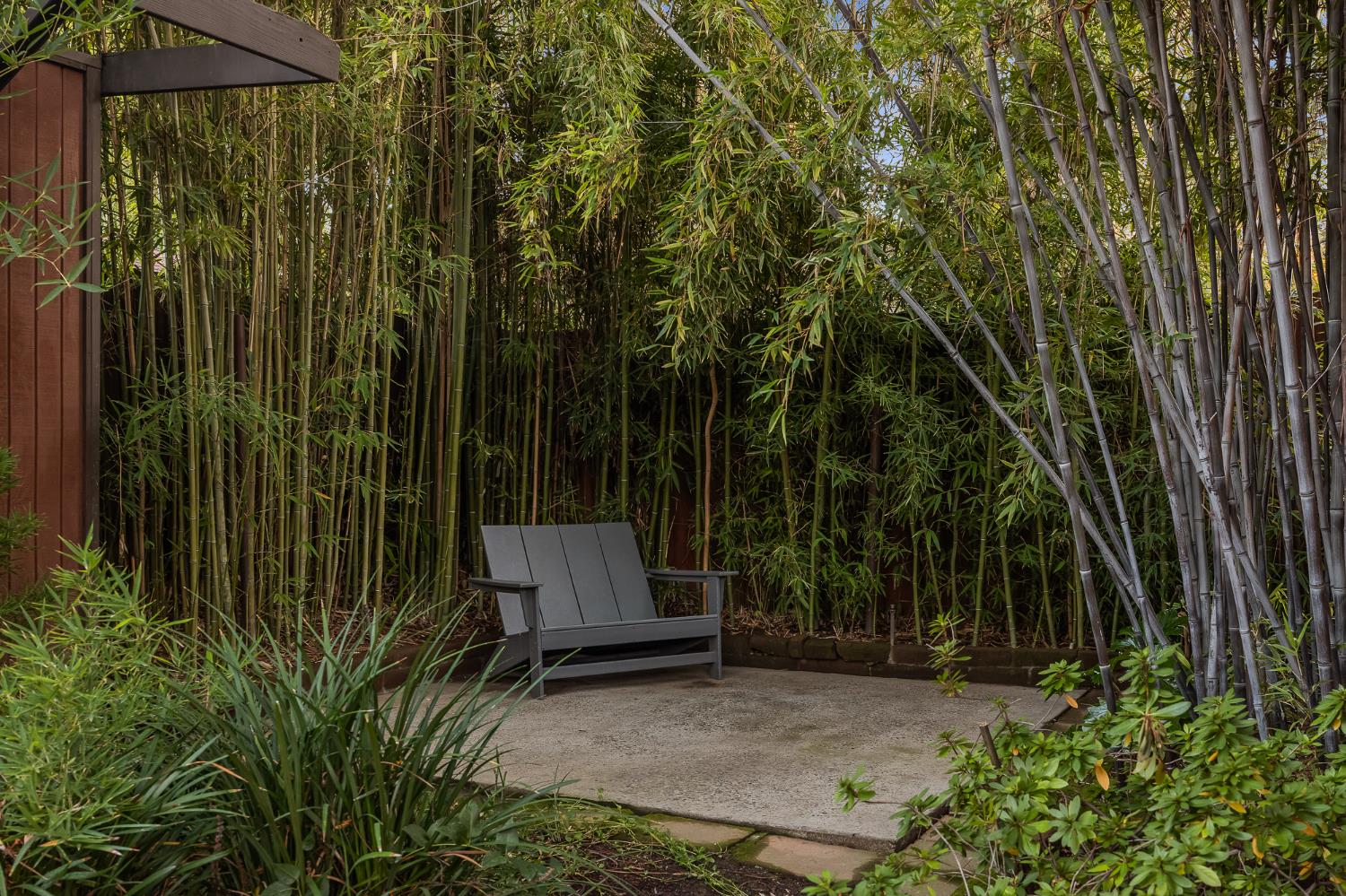 1135 E Santa Ana Avenue