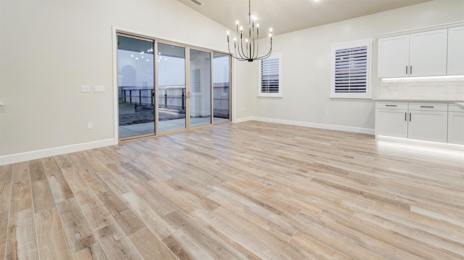 1644 N Blackwood Avenue