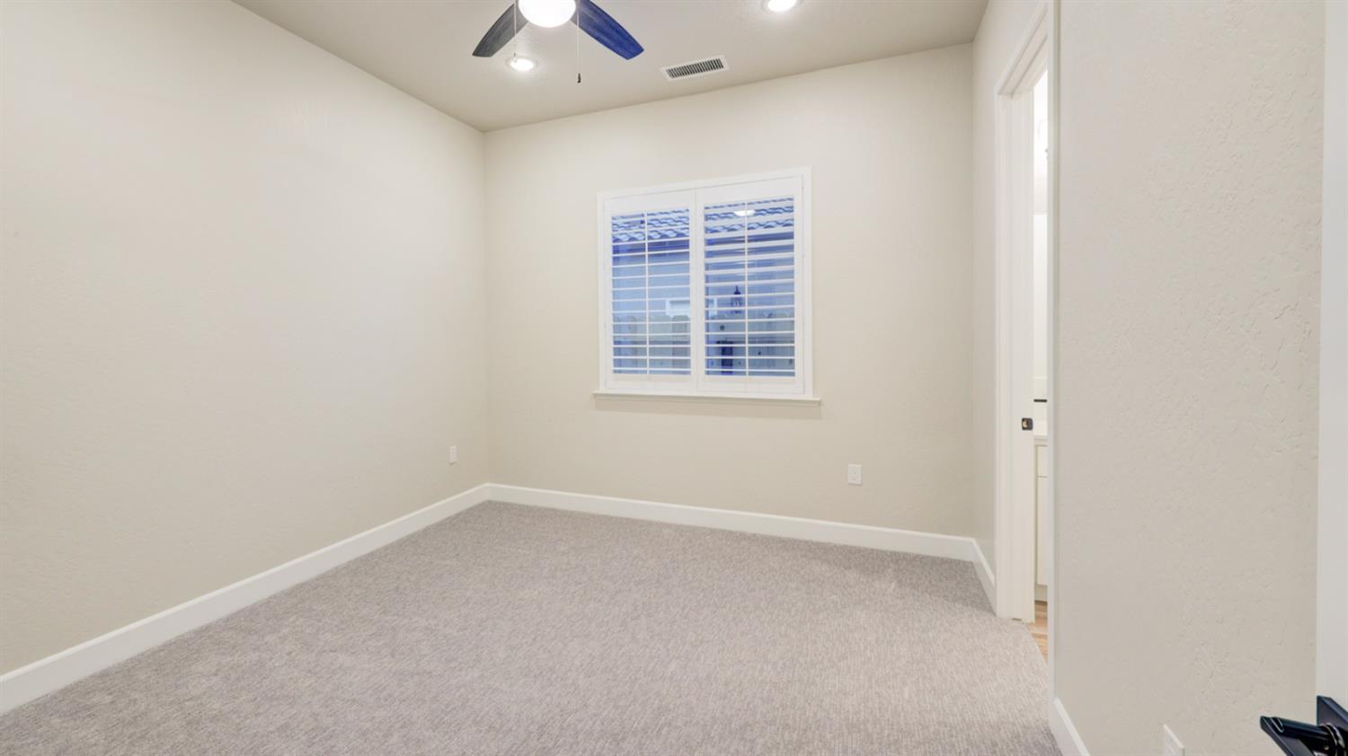 1644 N Blackwood Avenue