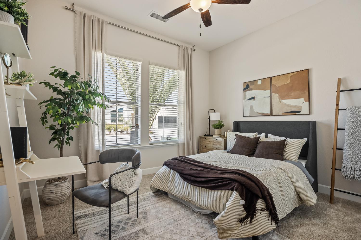 7271 W Ashcroft Avenue