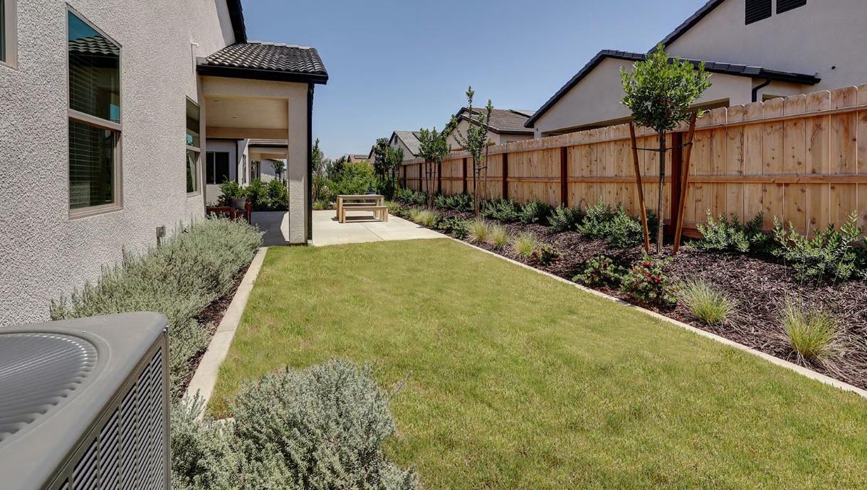 7271 W Ashcroft Avenue