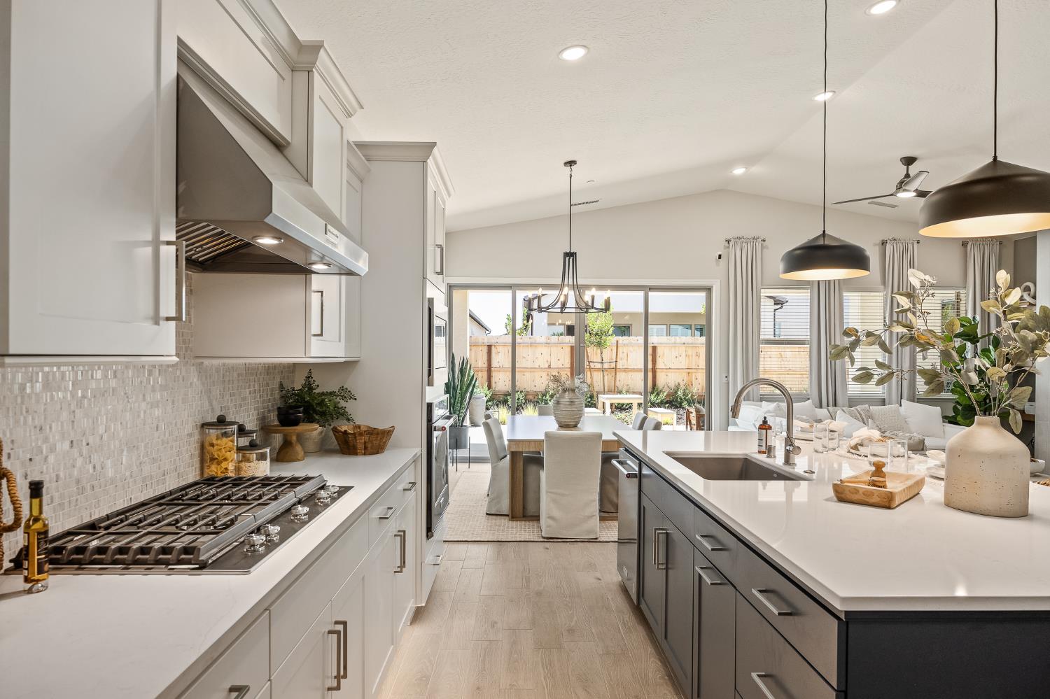 7271 W Ashcroft Avenue