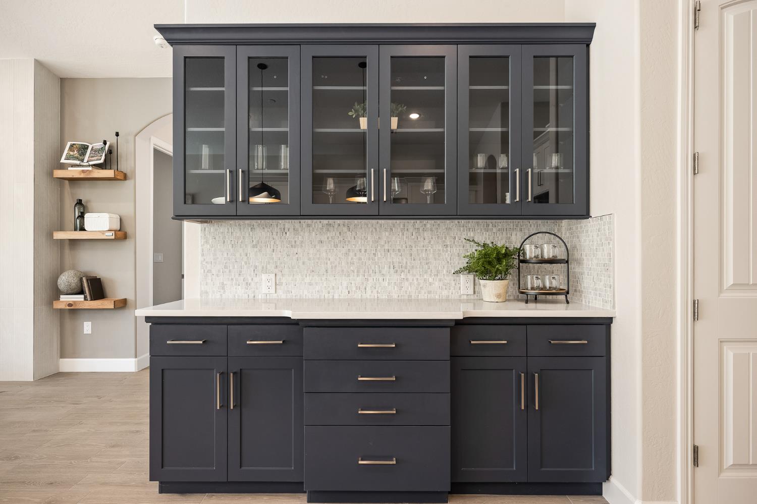 7271 W Ashcroft Avenue