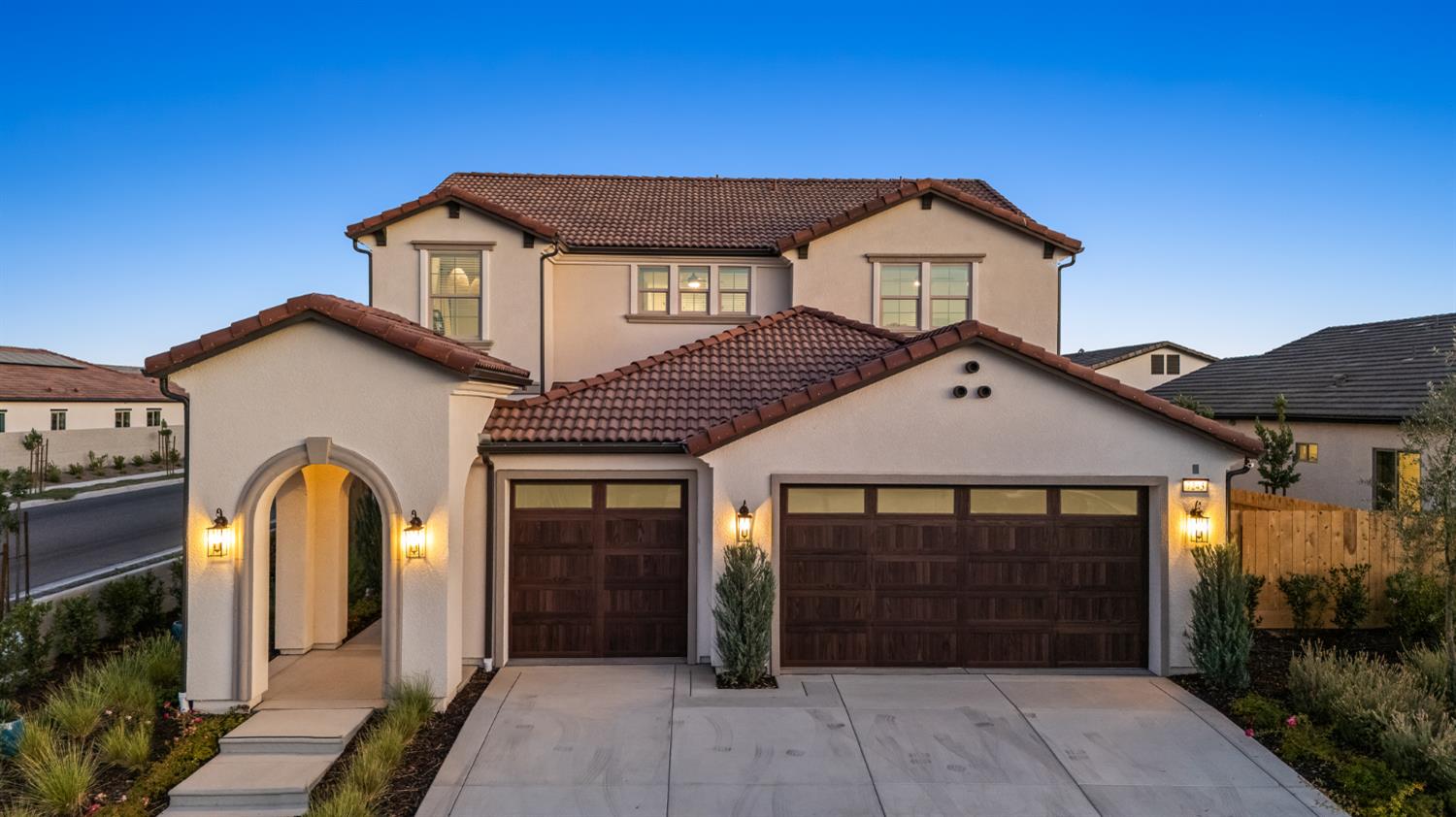 7243 W Ashcroft Avenue