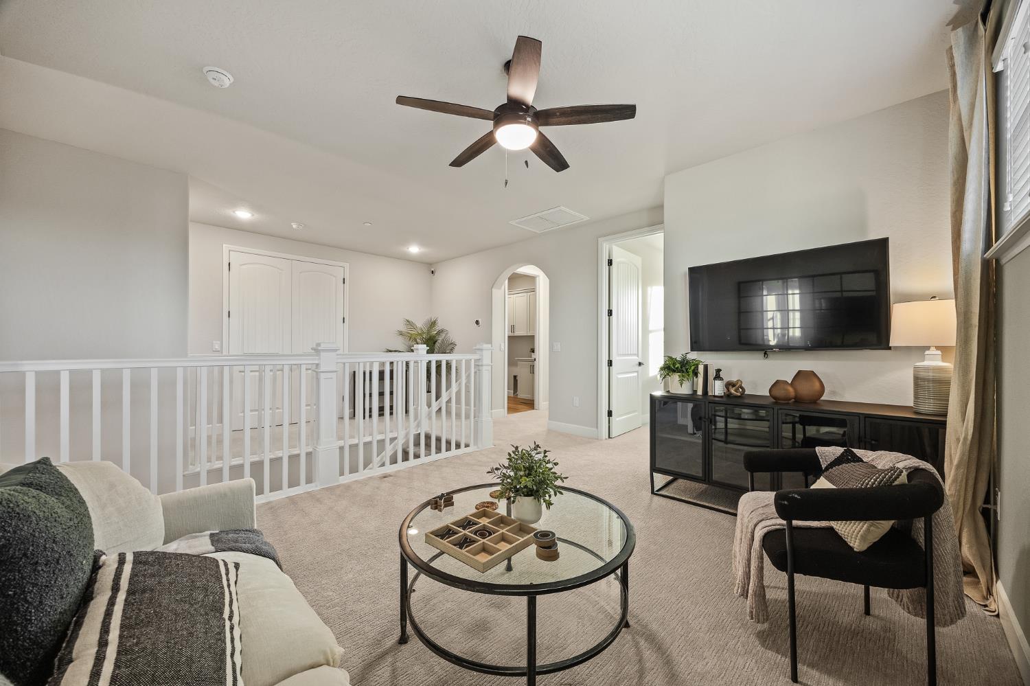 7243 W Ashcroft Avenue