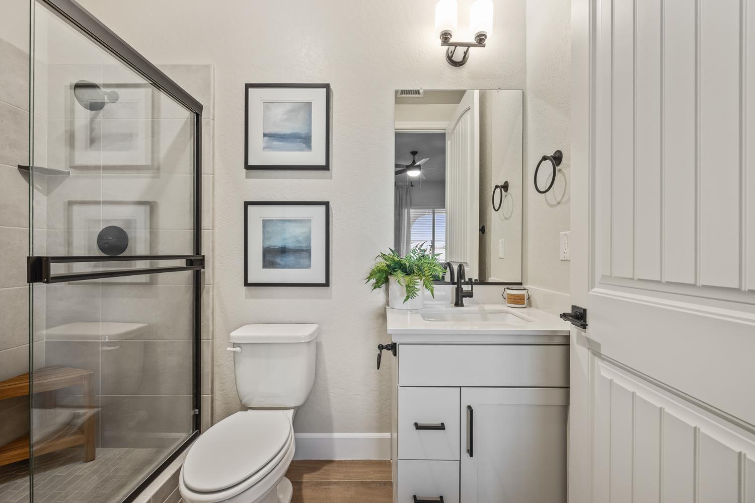 7243 W Ashcroft Avenue