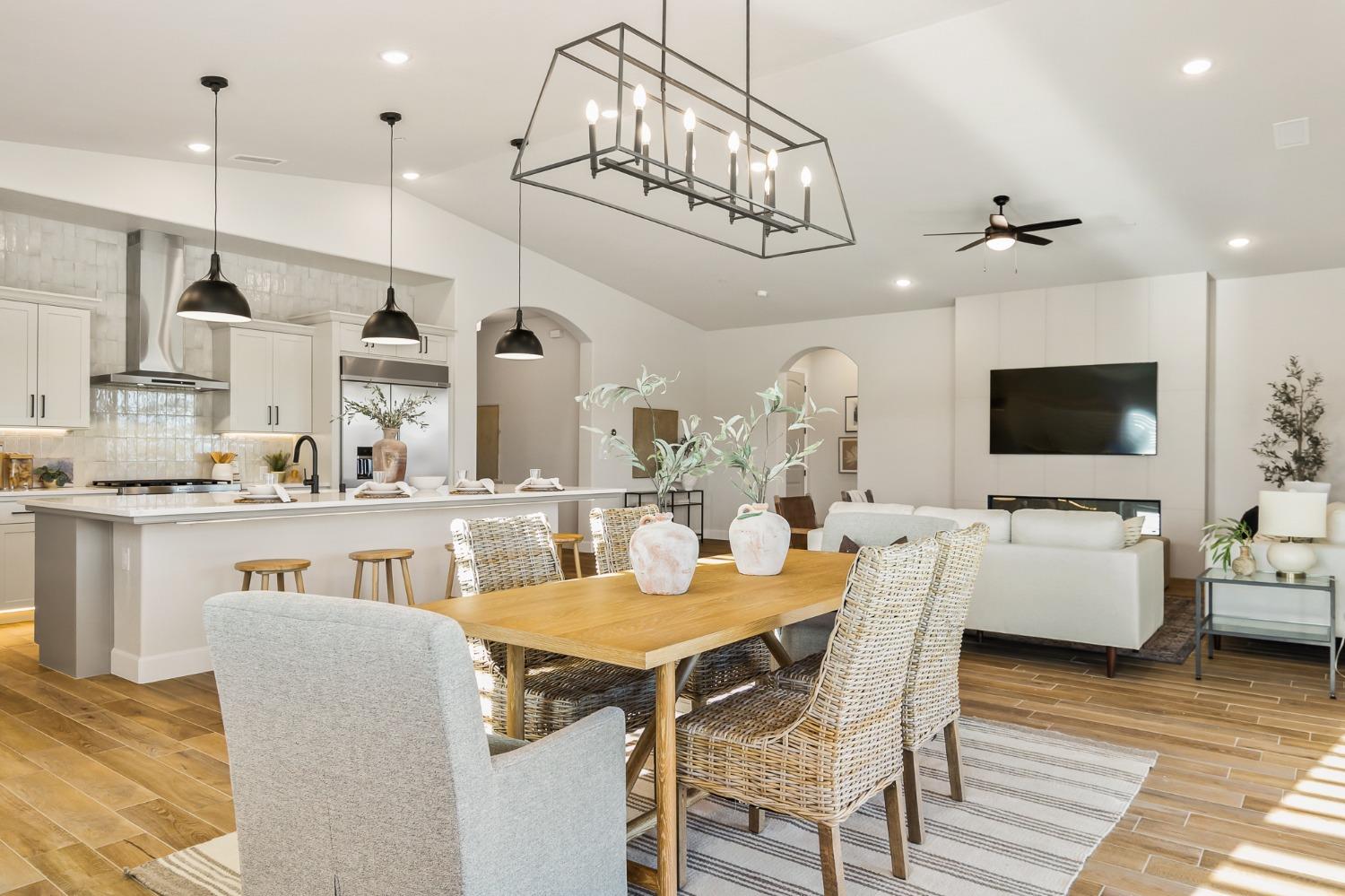 19678 Ventana Hills Drive