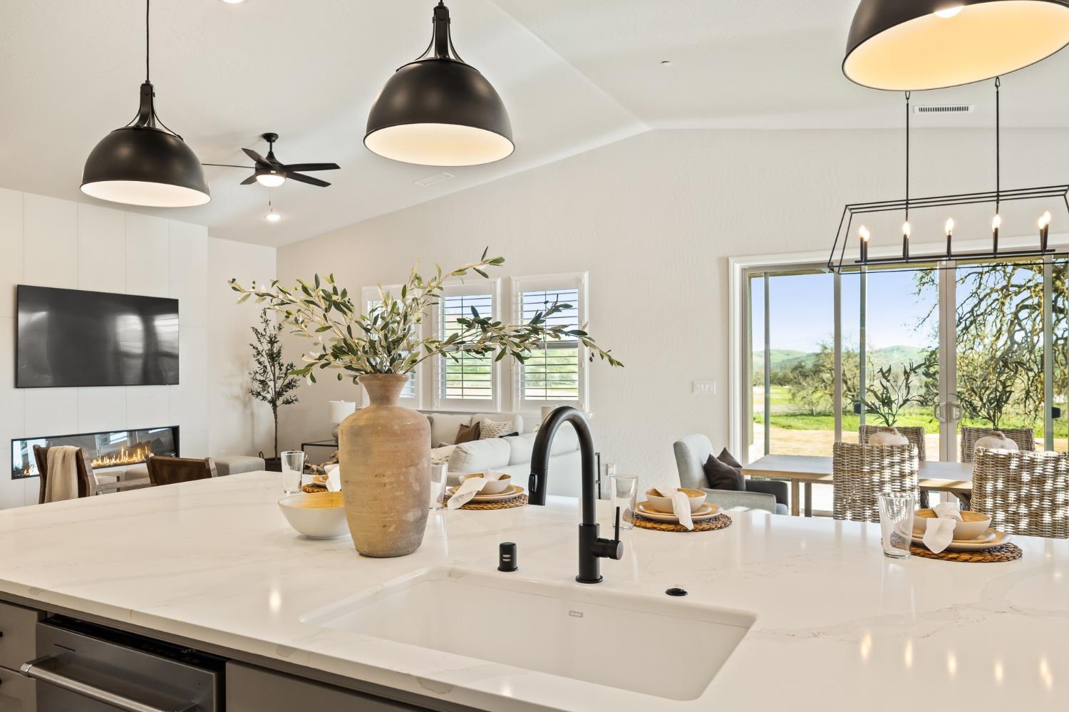 19678 Ventana Hills Drive