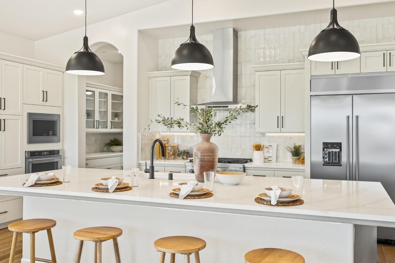 19678 Ventana Hills Drive