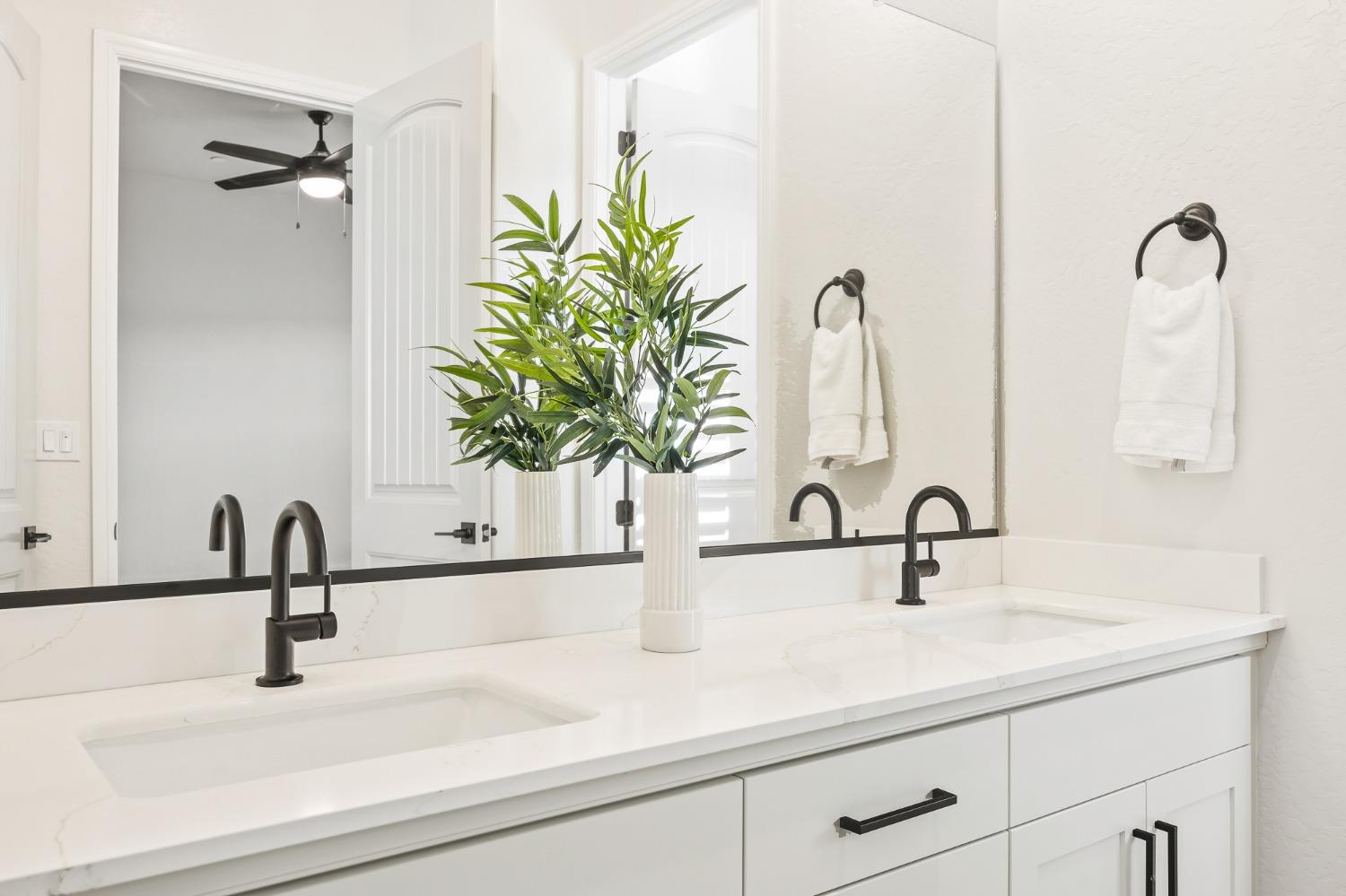 19678 Ventana Hills Drive