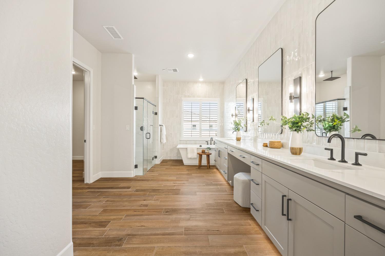 19678 Ventana Hills Drive