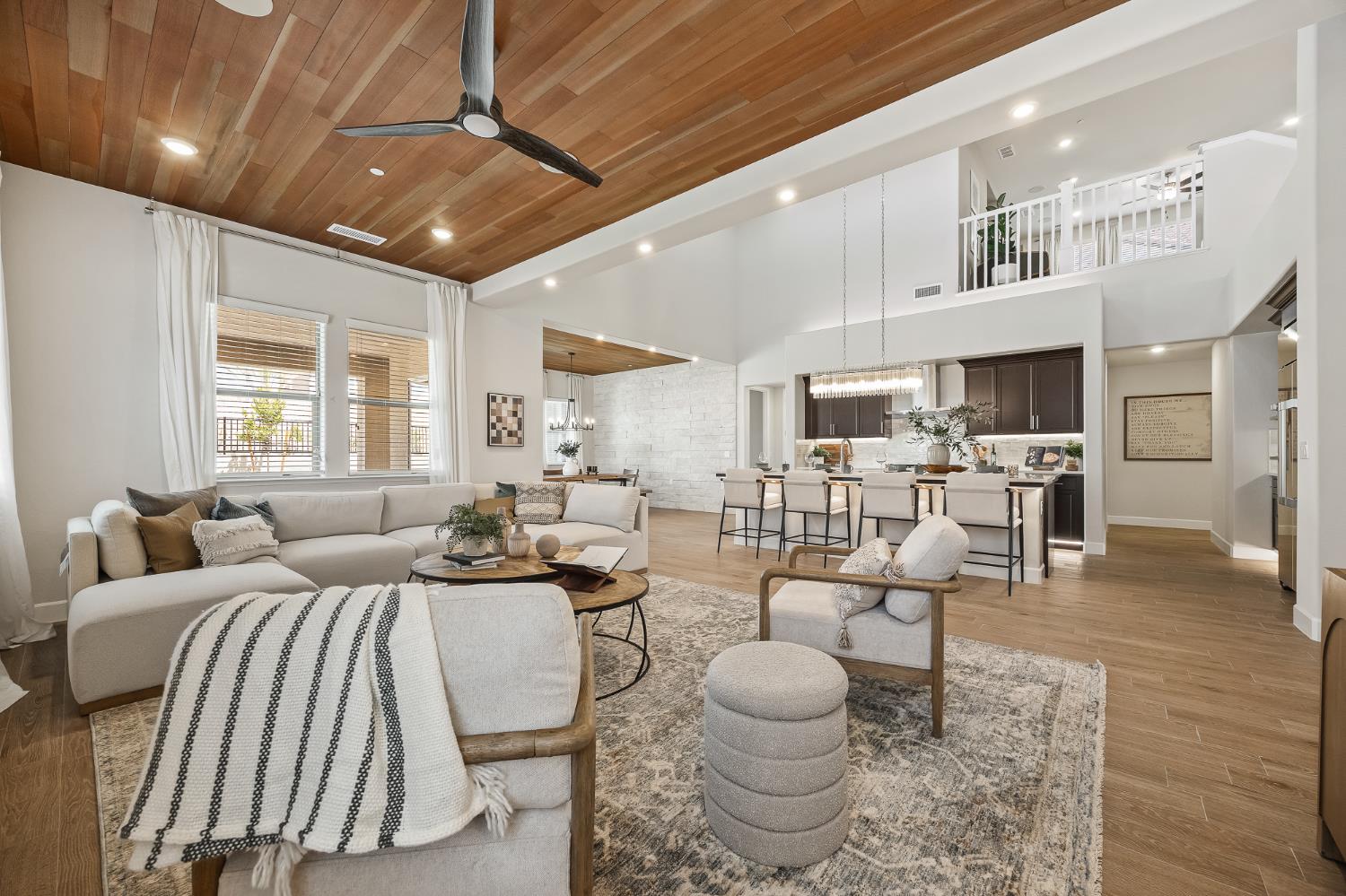 11214 N Via Ravenna Drive