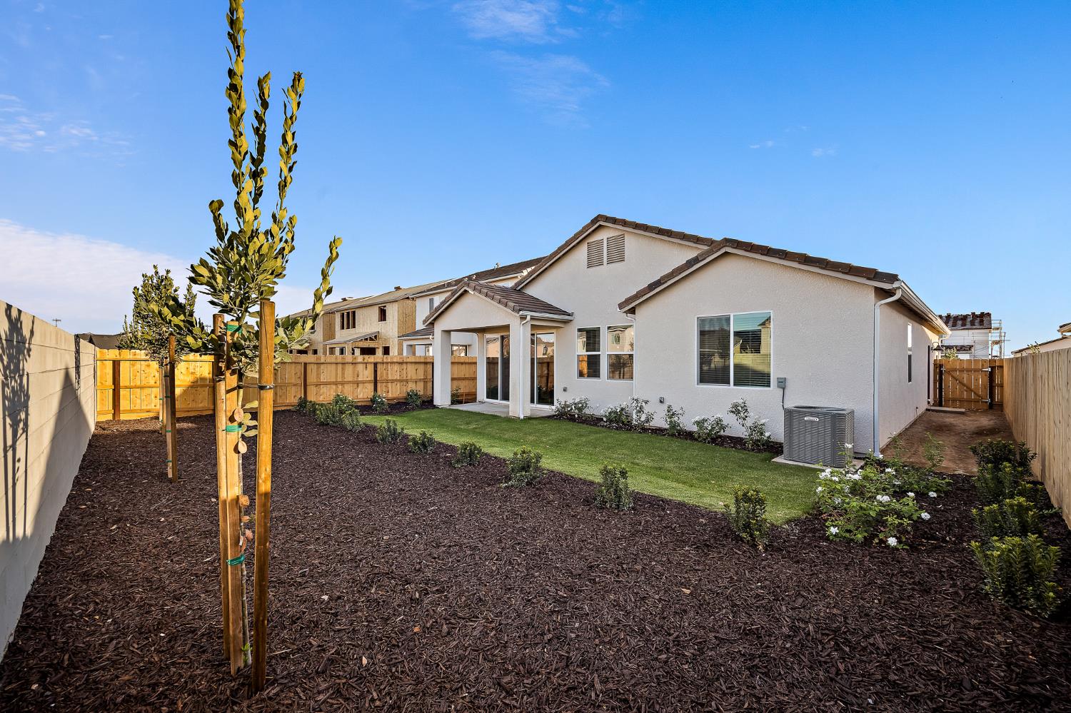 7138 W Ashcroft Avenue